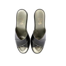Load image into Gallery viewer, Sophie leather slippers open toe with gold trim