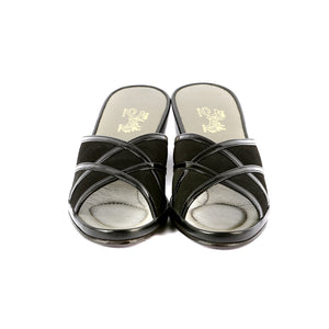 Judy leather slippers open toe with patented leather design
