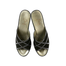 Load image into Gallery viewer, Judy leather slippers open toe with patented leather design